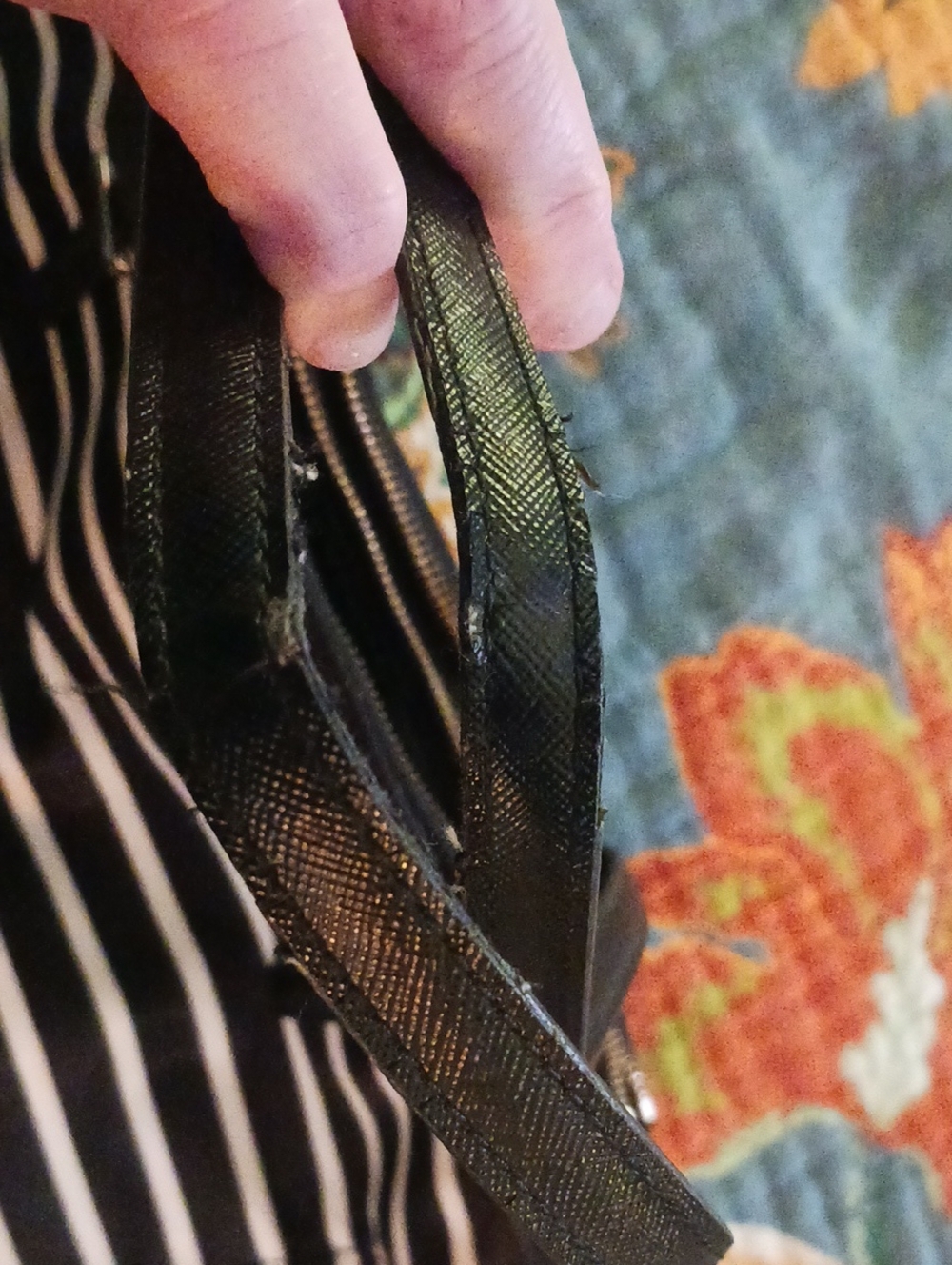 Kate Spade Tote - Picture 10 of 10